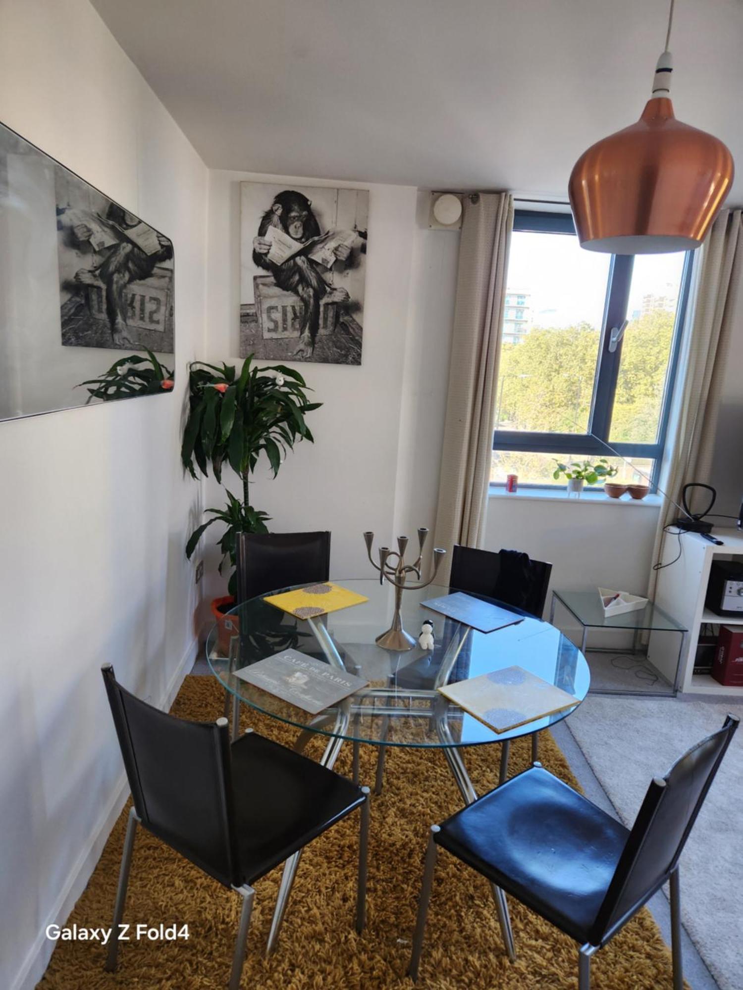 Tower Bridge - Saint Katherine's Dock Apartment